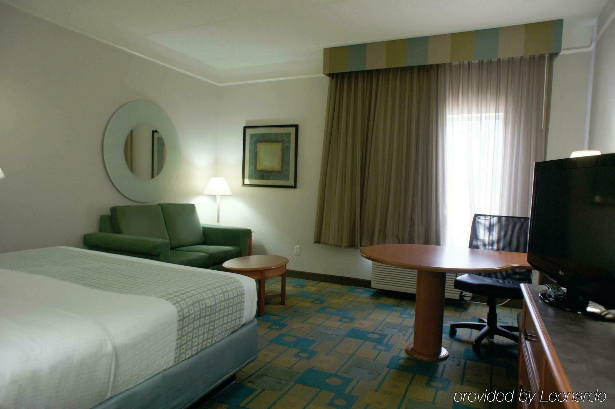 La Quinta By Wyndham Austin Southwest Hotel Kültér fotó